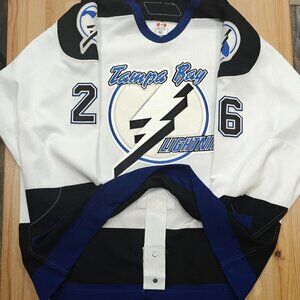 NHL Tampa Bay Lightning #26 Martin St. Louis Hockey Jersey Size L 52 Reebok Sewn